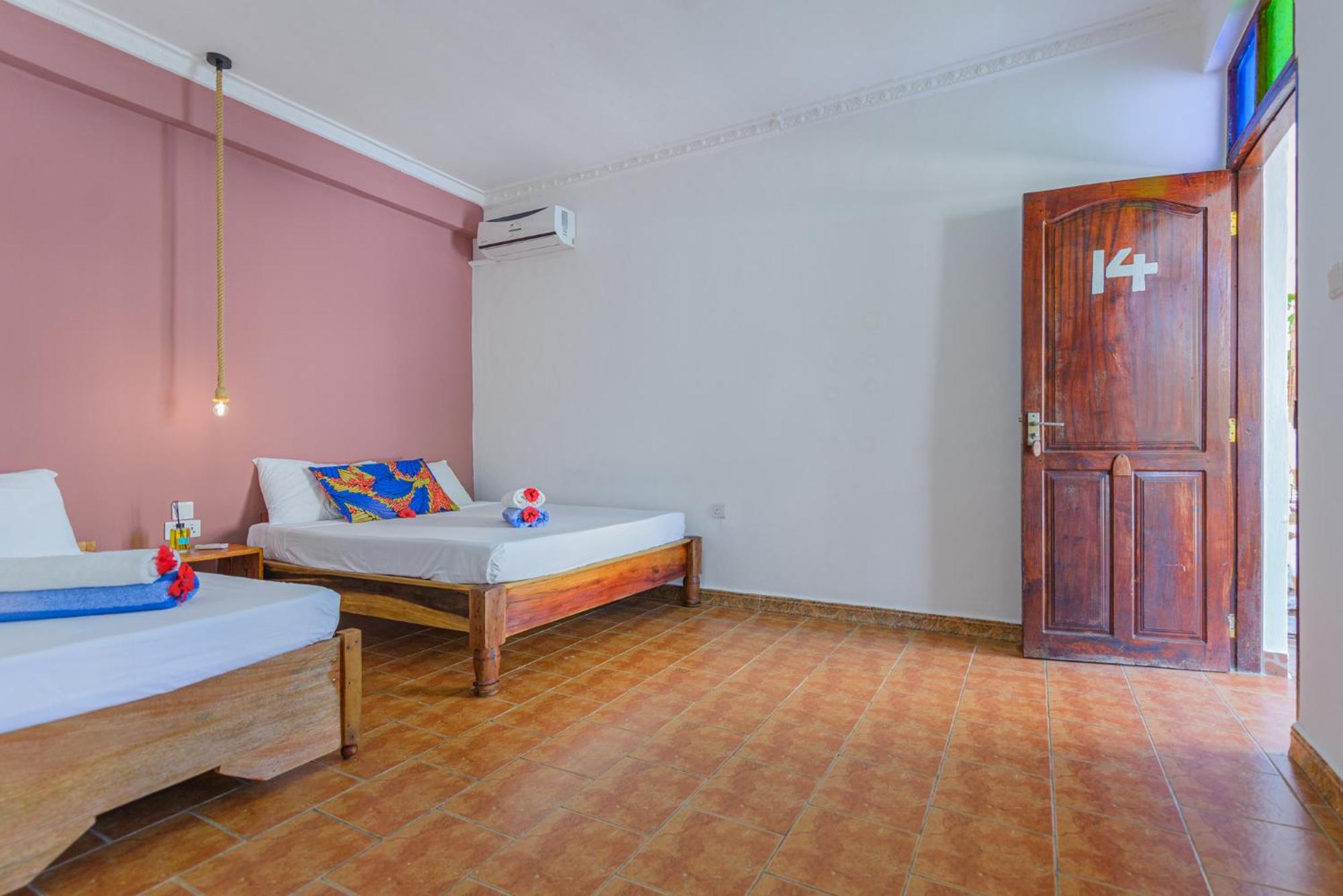 Marea Boutique Hotel Джамбиани Экстерьер фото